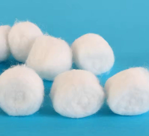 100% Pure Cotton 0.5G Cotton Ball Superior Asorbency With X-ray Absorbing Blood And Exudates