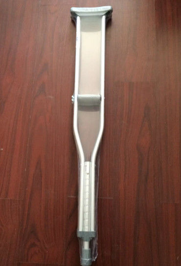 Lightweight Comfortable Adjustable Underarm Crutch Aluminum Walking Aids For Adult / Child